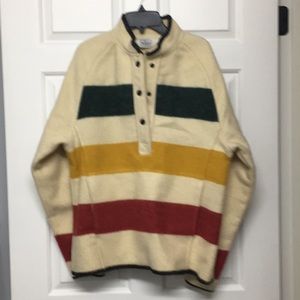 Vintage Woolrich Woman’s Ivory Pullover Jacket